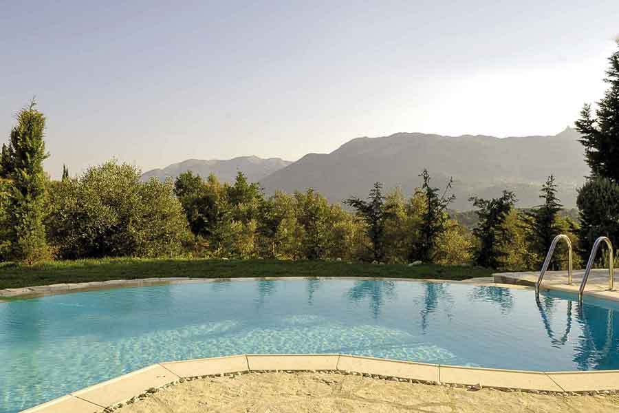 private pool villa Avra